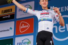 RhodePhoto_RENEWI2025_stage4_LoRes-196